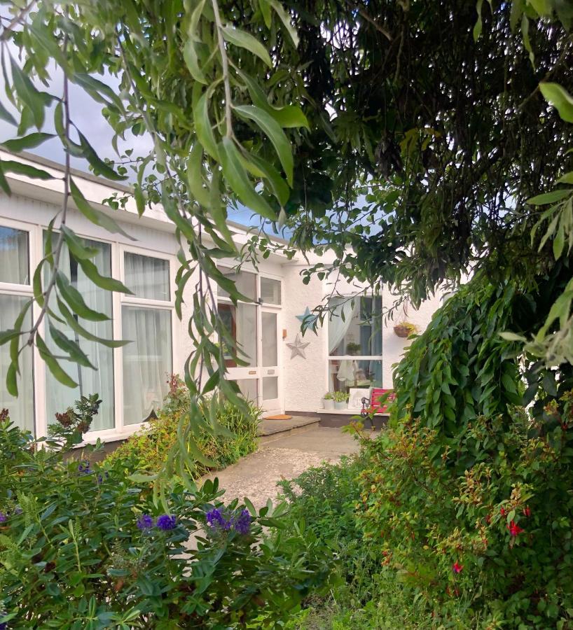 לארן Ballygally Seaview Cottage מראה חיצוני תמונה