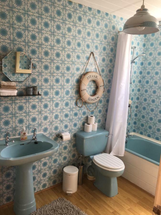 לארן Ballygally Seaview Cottage מראה חיצוני תמונה
