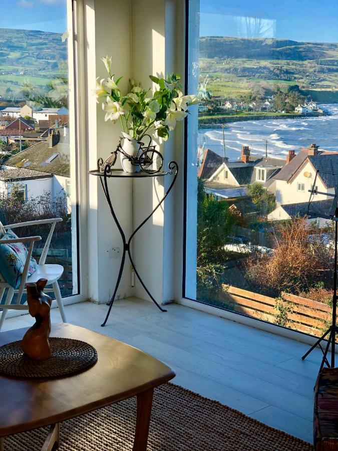 לארן Ballygally Seaview Cottage מראה חיצוני תמונה