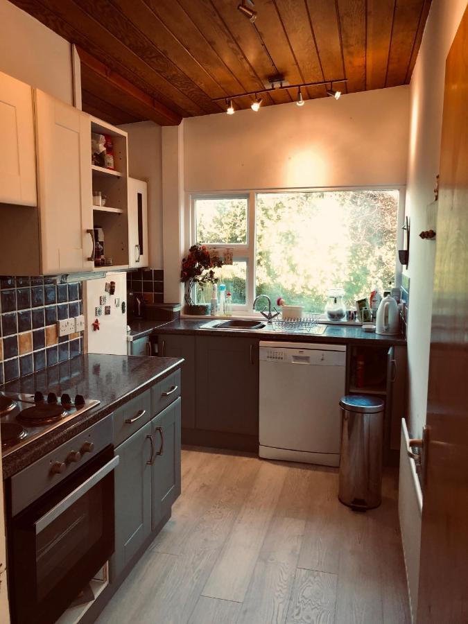 לארן Ballygally Seaview Cottage מראה חיצוני תמונה